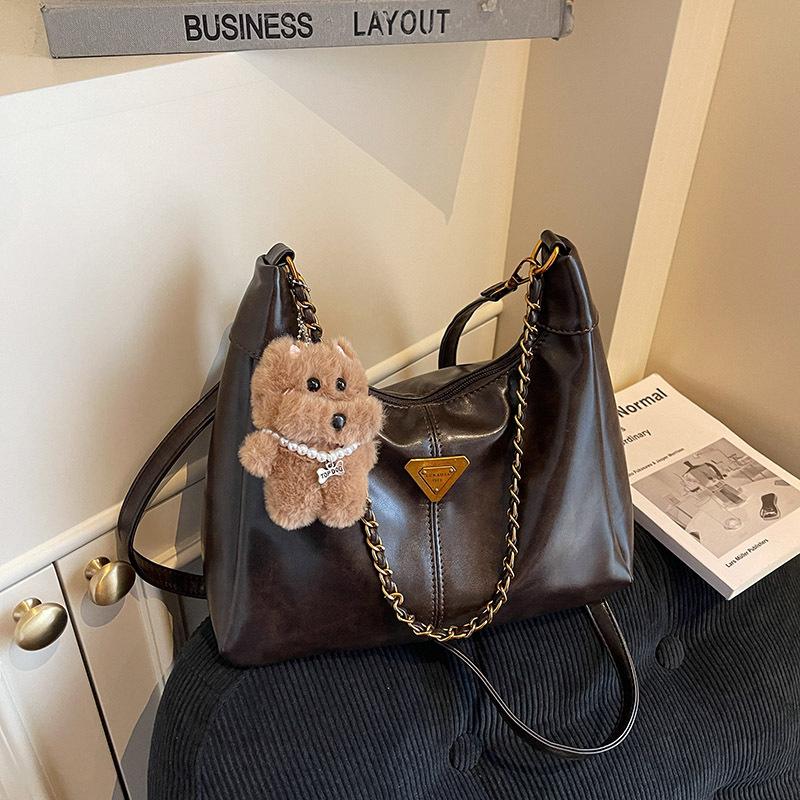 Autumn and winter bags, commuter tote bags, women's 2025 new fashion, high sense, retro shoulder bag, large capacity messenger bag