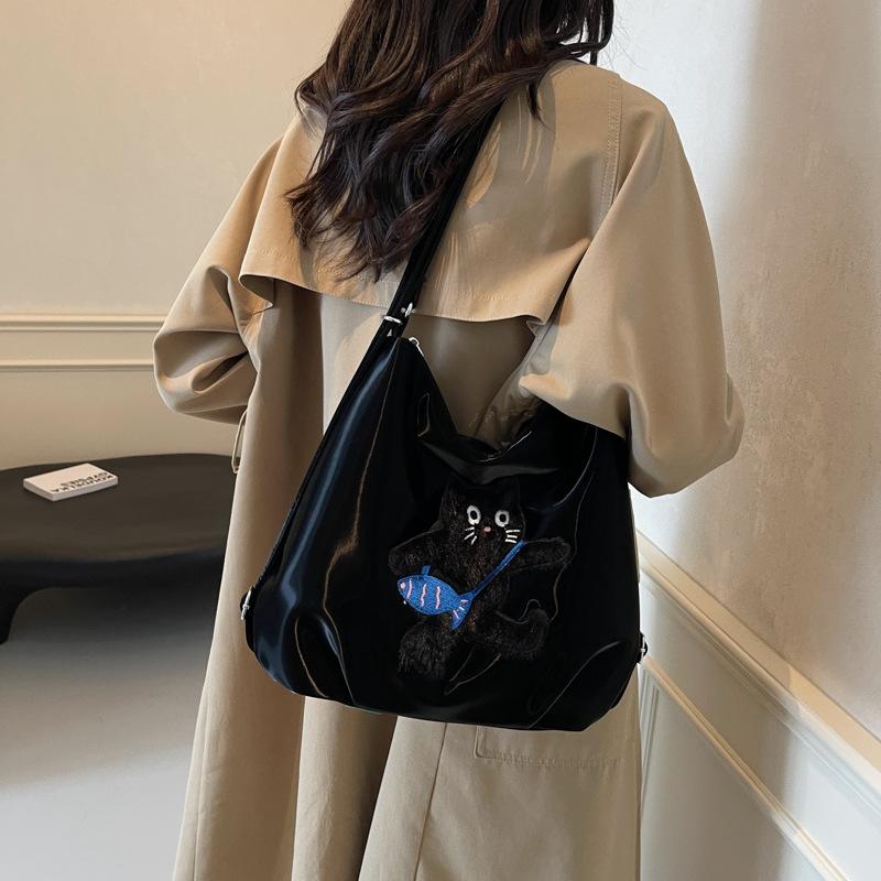 Student Class Backpack Women's Retro Fashion Large Capacity Tote Bag 2025 Winter Niche Design Women's Bag