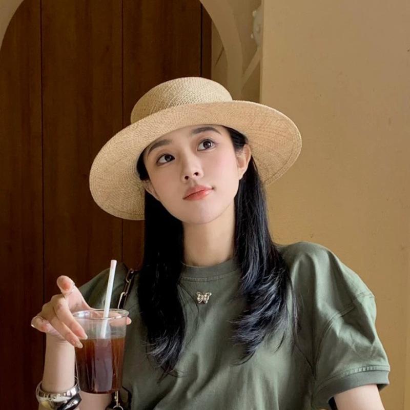 Niche Baocao Flat Edge Flat Top Straw Hat Women's Spring and Summer Travel Sunshade Sunscreen UV Ultraviolet Temperament