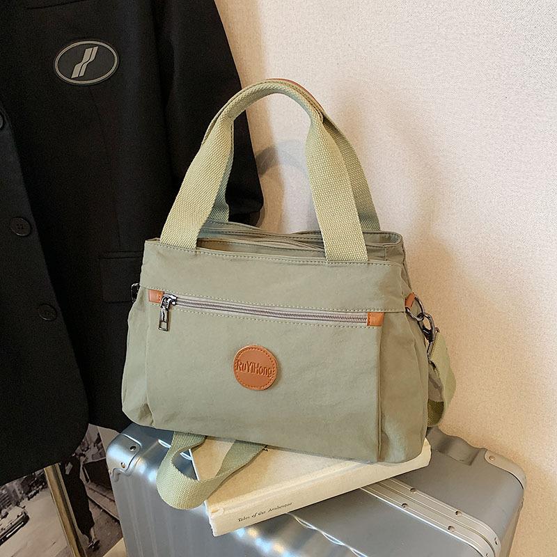 Fashion casual women's bag women's portable shoulder 2025 niche design messenger bag women's commuter large-capacity pillow bag