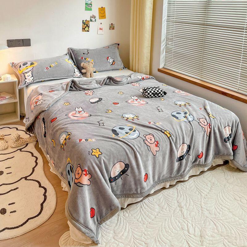 Summer Ice Silk Cool Thin Quilt Comforter Soft Air Conditioning Quilt/Duvet/Blanket Bed Duvets 150 Single Bed Quilt