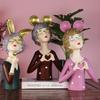 Nordic Luxury Modern Girl Resin Adornments Home Livingroom Desktop Furnishing Crafts Office Store Club Sculpture Accessories