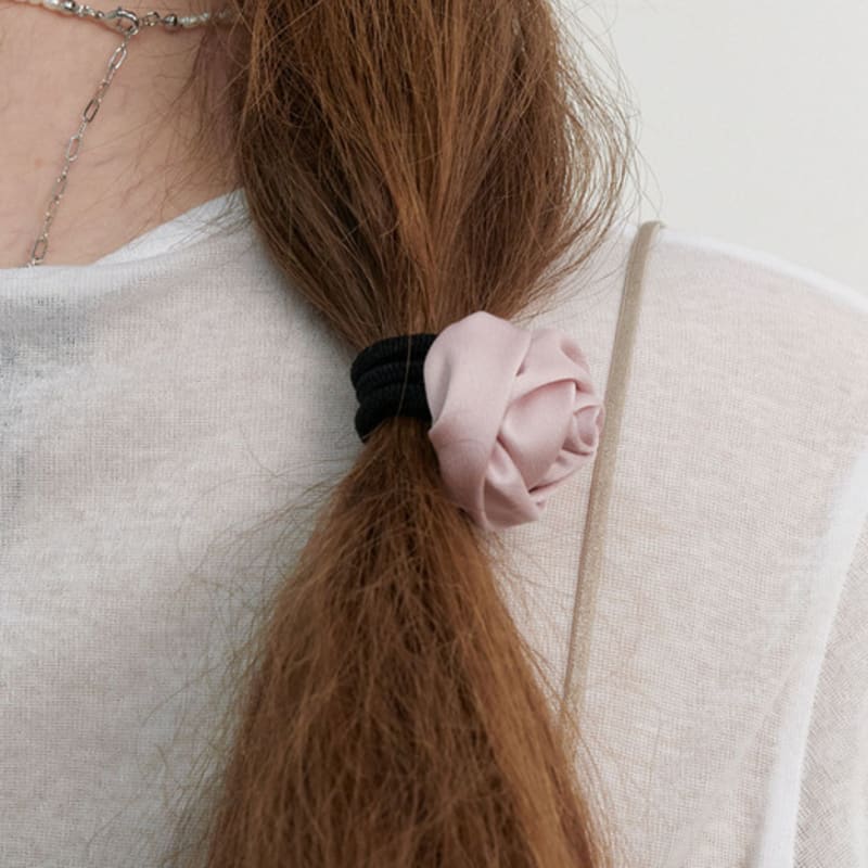 LOVE ME MONSTER Satin Rose Hairband (L241WHA010)