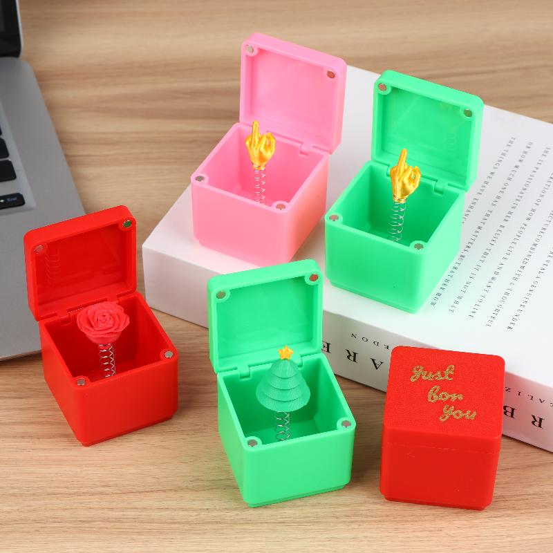 Christmas Surprise Box Prank Middle Finger Gift Box Prank Toys Creative Desk Pop Up Surprise Present Case Xmas Gifts