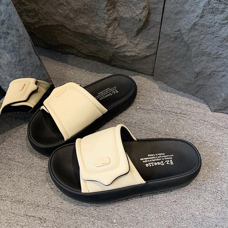 One-word beach cool slippers women's summer new thick-soled fashion casual skirt, soft-soled cool slippers