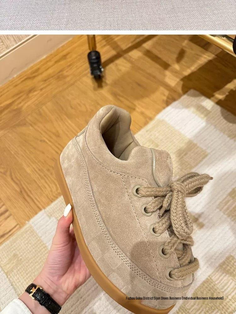 Wang Jiaer-Inspired Women's 2025 Autumn Leather Sneakers: Thick-Sole, Height-Boosting Casual Sports Shoes