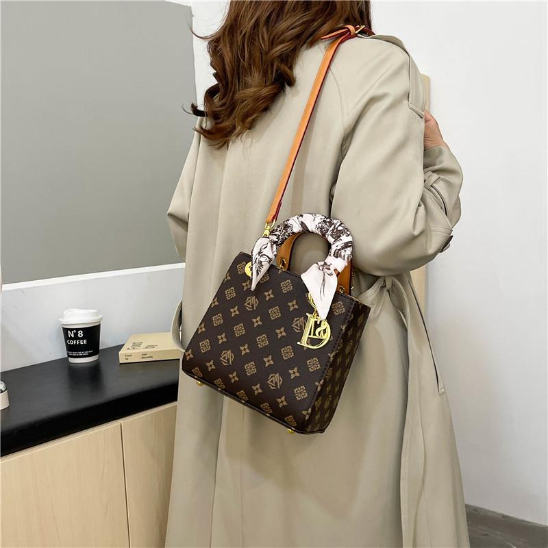 Premium bag New presbyopia contrasting color Princess Diana bag silk scarf portable shoulder women's bag