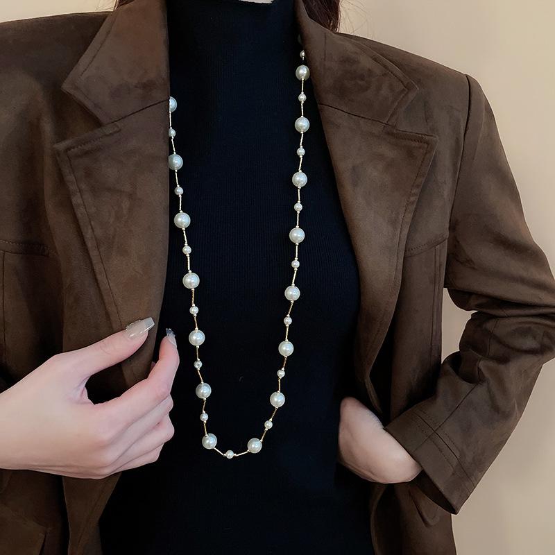Exquisite Pearl Double-Layered Clavicle Necklace: French Elegance & Light Luxury Design