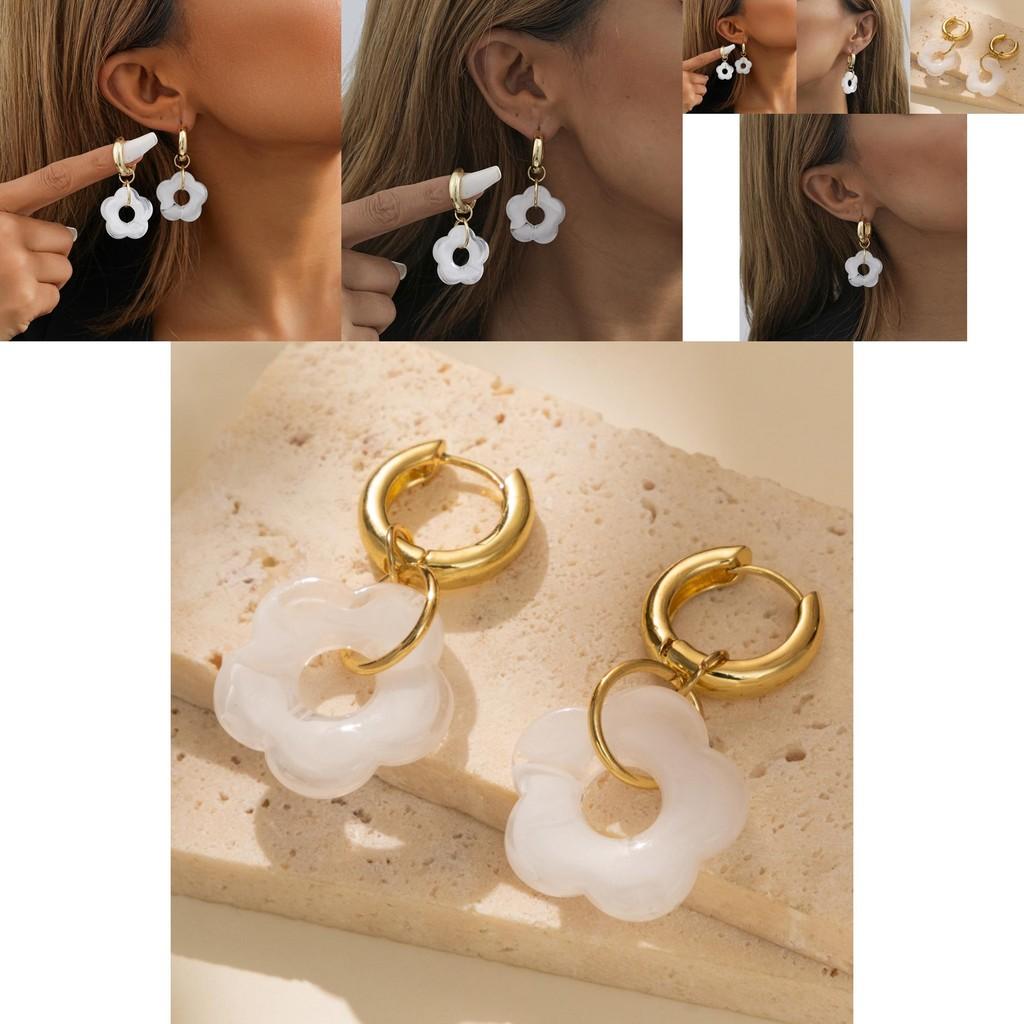 European American Style White Flower Earrings Fashionable Resin And Alloy