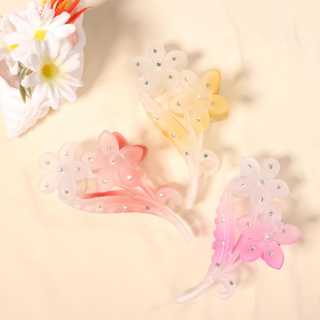 Luxury Gradient Hair Clip: Sparkling Diamond Flower Updo for Women & Gender Fluid Styles