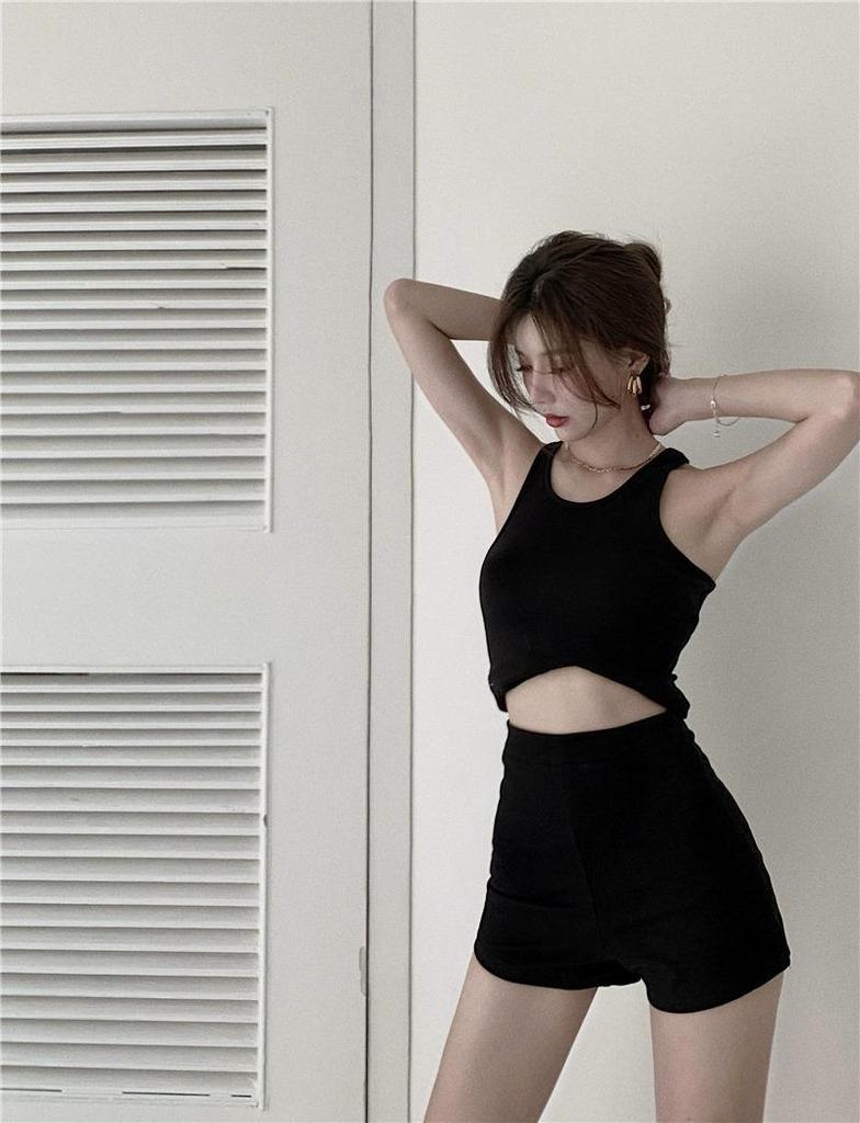 Lisa-Style Hip-Hop Jazz Black Slimming Shorts - Spicy Tight Hip-Hugging Elastic Hot Pants