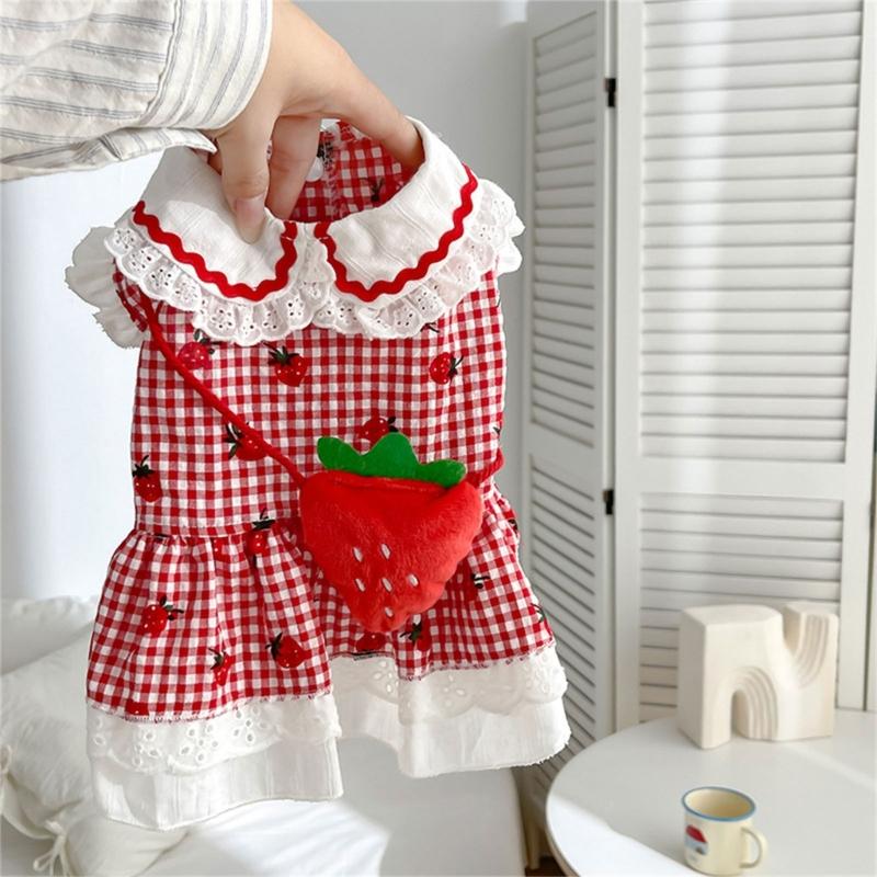 Lovely Strawberry Pet Outfit Fashion Small Pet Dress Eye Catching Pet Dress for Fashion Small Dogs and Cats