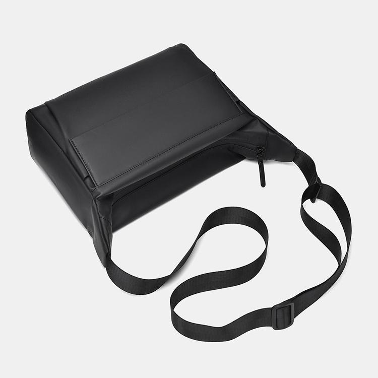 Casual Waterproof Messenger Bag Shoulder Bag