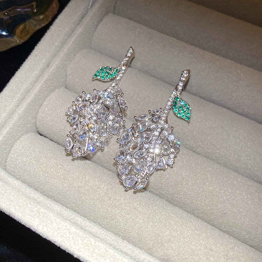 Hollow Leaf Zircon Pendant Earrings Minimalist Style Jewelry