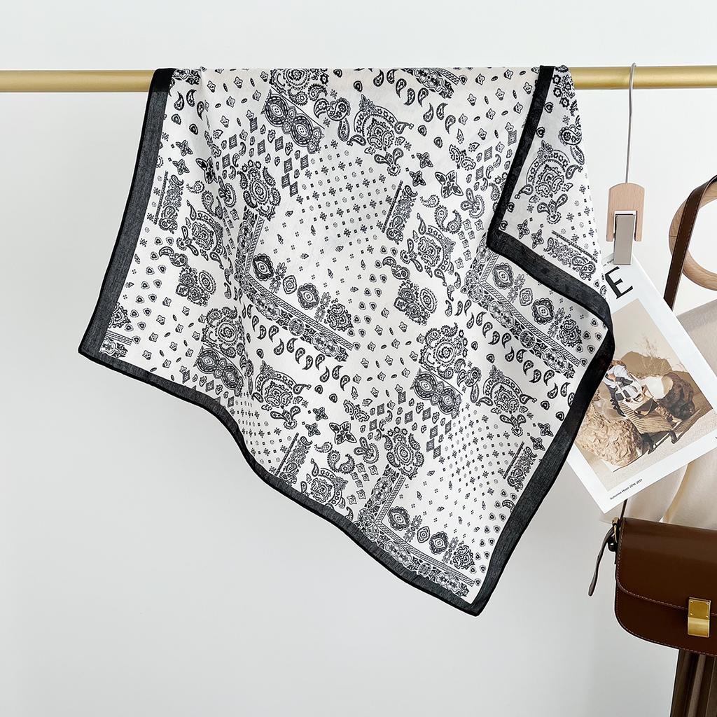 Retro high-end black and white cashew flower silk cotton square scarf, scarf decorative belt, silk scarf with shirt temperament scarf