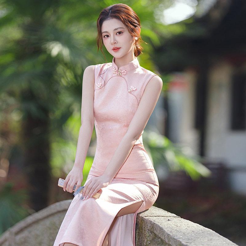 Nuovo lungo cheongsam cinese 2026 nuovo vestito estivo di alta gamma per giovani donne