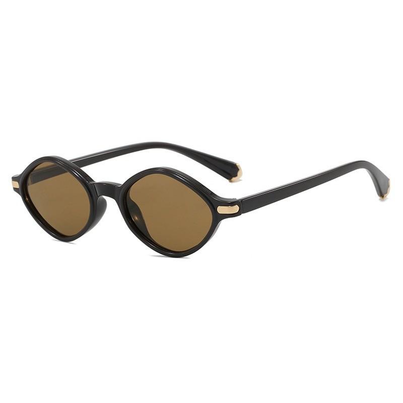 

Fashion Rhombus Rivets Sunglasses Vintage Retro Geometric Small Sun Glasses for Women Men Youth Unisex UV400 Kpop Style only 1pcs sunglasses