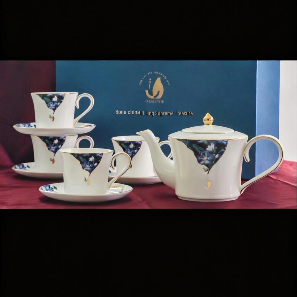 Elegant Bone China Coffee Cup & Saucer Set for Afternoon Tea - Exquisite Ceramic Bowls, Dishes, Plates In a Gift Box for Home Use.