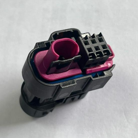 Original 2472975-1 Car Connector Wiring Harness Plug