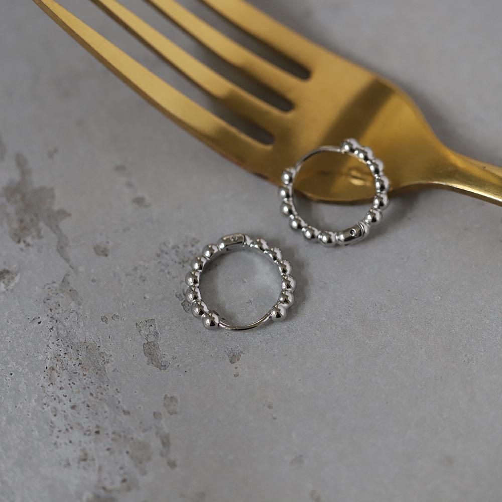 French Retro INS Style Commuting Earrings: Gold & Silver Titanium Steel with Small Round Beads
