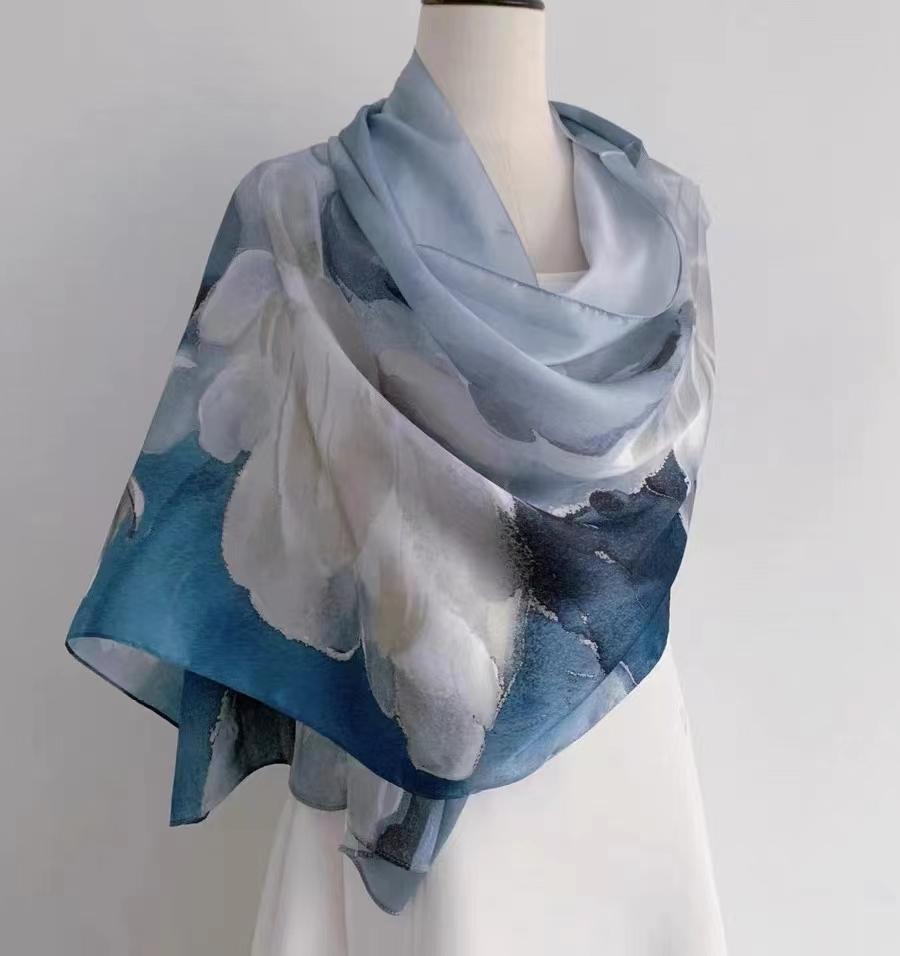 China Style Blue White 100% Silk Flower Women'S Scarf Shawl Dufanda Fall Winter Long Scarves Hijabs Fashion Silk Scarf