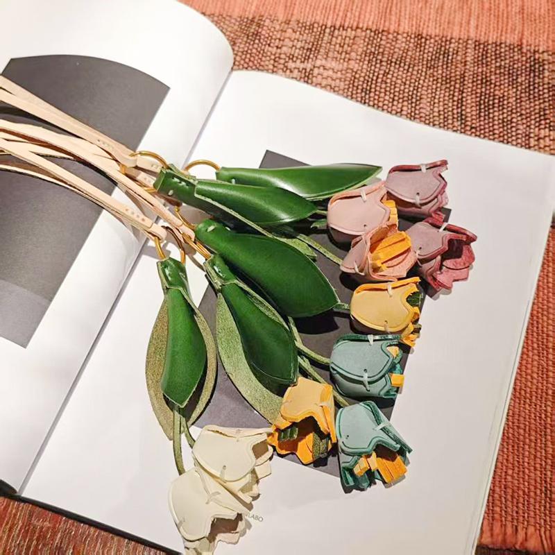 New Advanced Flower Cowhide Leather Bag Charm For Women's Bag Fashion Good Texture Hanging Bag Accessories