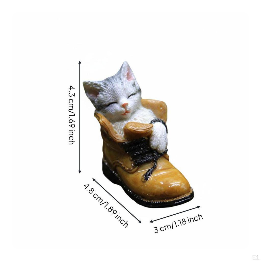 Resin Cat Craft Cute Design in Footwear Figurine Adorable Miniature Kitten