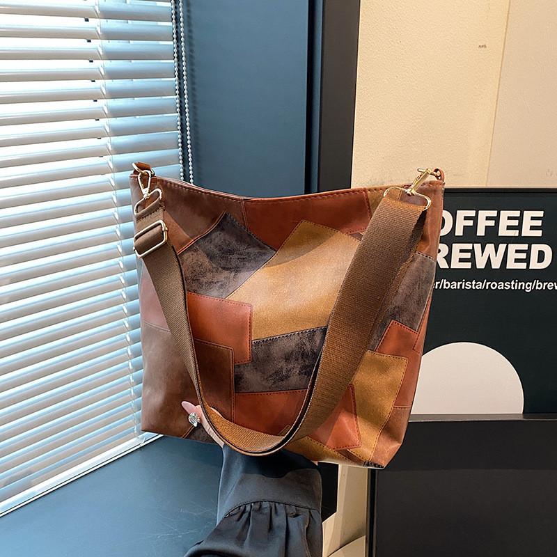 2024 New Stylish Soft Shoulder Tote Bag With Spacious Design For Everyday Use