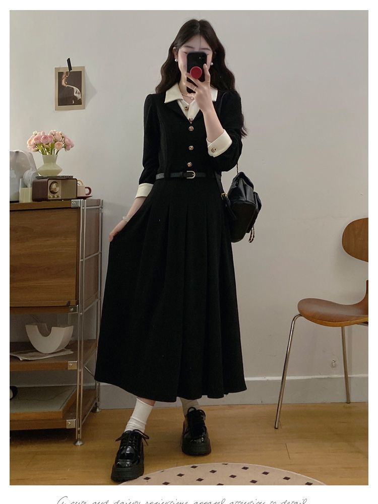 Retro French Age-reducing Black Dress, New Super Fairy Temperament Pleated Splicing and Thin Interview Long A-shaped Skirt