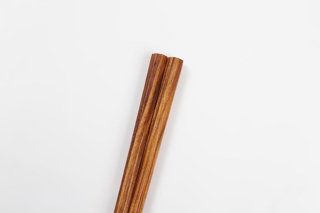 Yakusugi 22cm Yakusugi Made in Japan Chopsticks, Octagonal, [Natural Wood/Gift Box]