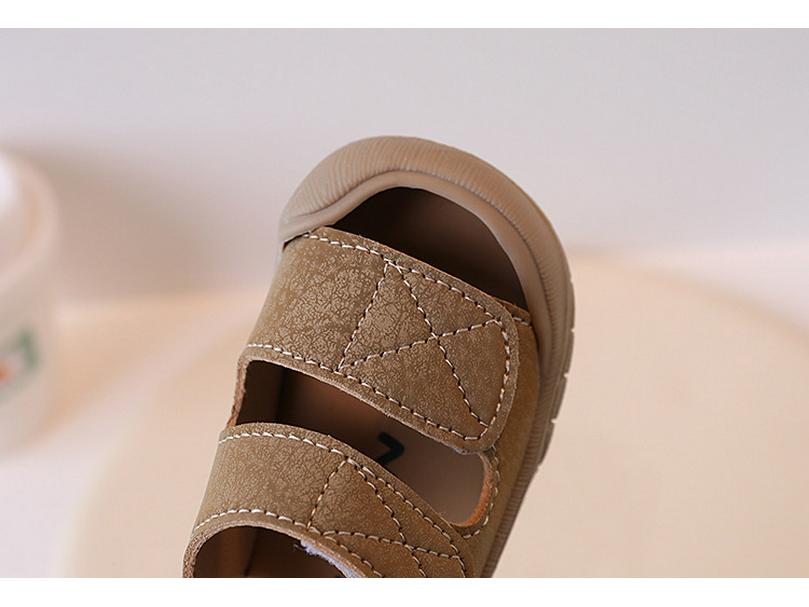 Anti-Collision Soft Bottom Closed-Toe Sandals for Toddlers, Unisex Baby Shoes, Suitable for Ages 1-3