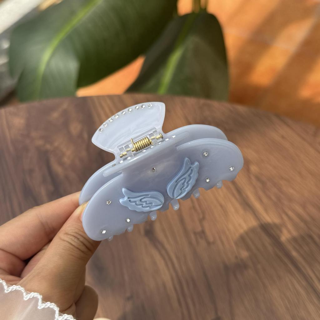 Fresh 2025 Iridescent Rhinestone No-Trace Hair Clip for Women