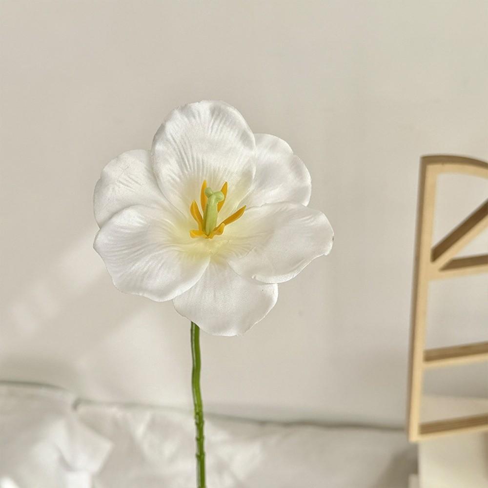 White Fake Flowers Tulip Single Stem Wedding Bouquet Flowers  Indoor Decoration