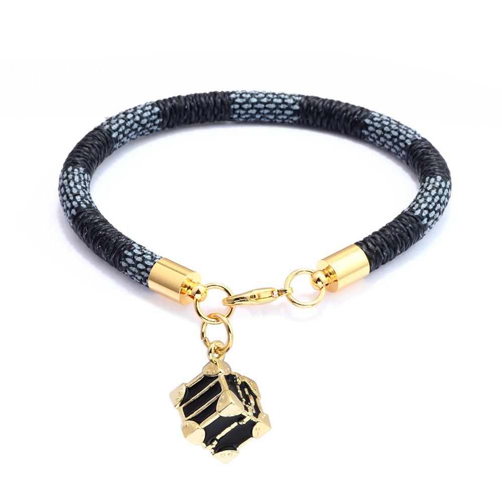 High-End Fashion Stripe Leather Bracelet with Gold-Plated Metal Accents