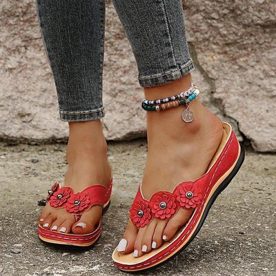 Pantofole estive europee con zeppa e tacco a spillo, colore unico, casual, con fiori, da donna