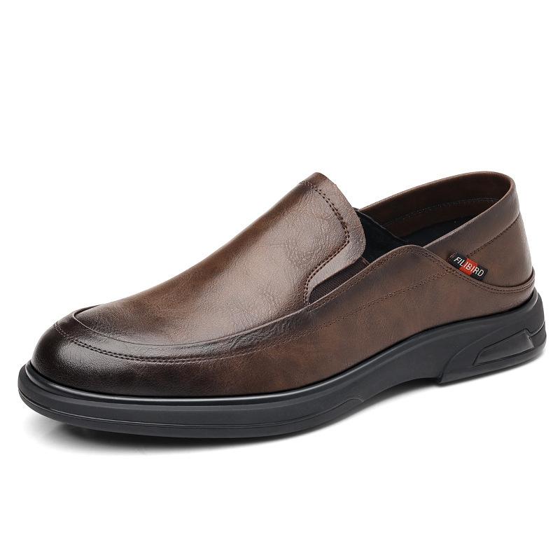 

Fashion Autumn Men Leather Shoes Loafers Slip On Business Casual Leather Shoes Classic Soft Moccasins Hombre Breathable Men Shoes Flats 38 коричневий