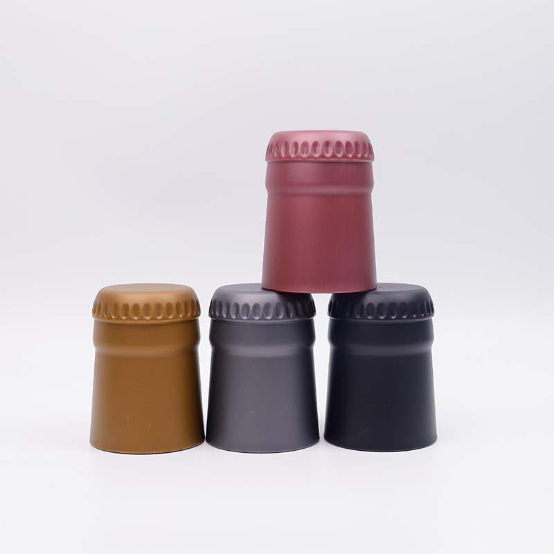Würfelbecher-Set mit Deckel-förmigem Shaker – Kreatives mattiertes Flaschenverschluss-Design mit Logo