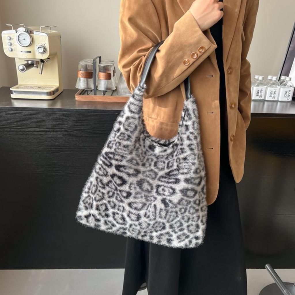 Hobo Bag for Women Plush Black Leopard Print Single Shoulder Carry Daily Use