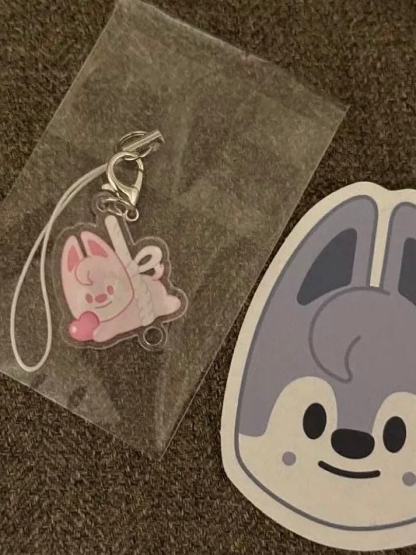 [USED] Stray Kids Korean Fan Meeting Bonus Item: Wolf Chan Keychain