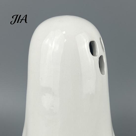 Modern Ceramic Craft Hollow Ghost Night Light, Cute Halloween LED Glow Table Lamp Lamp, White Ceramics Figurine for Holiday Party Decoration Light