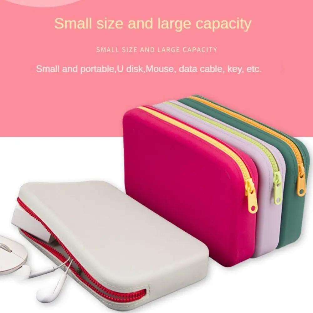 Borsa per cosmetici in silicone quadrata piccola, porta pennelli per trucco da viaggio di grande capacità, organizer cosmetico portatile impermeabile