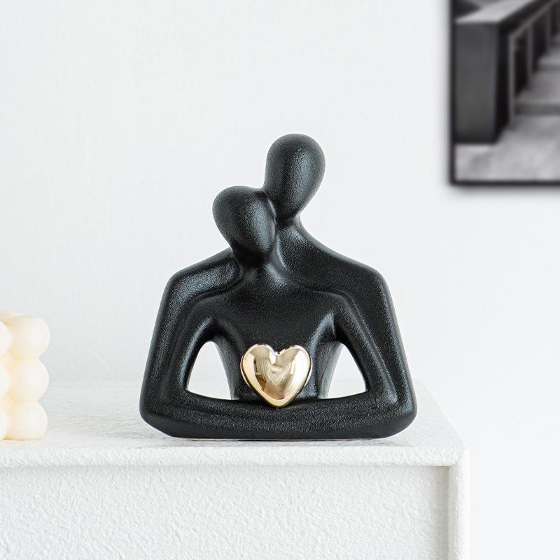 Ceramic Couple Figurine Creative Heart-shaped Human Sculpture Black and White Decorative Figure Room and Office Decoration Gift