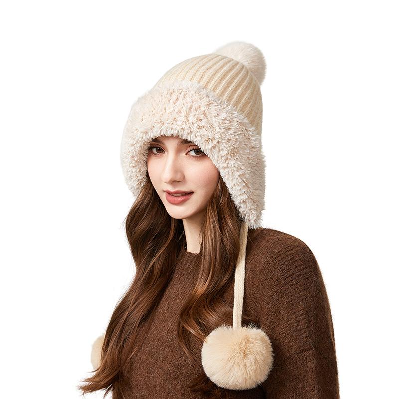Outdoor Velvet Warm Wool Hat Women's Winter Plush Edge Ear Protection Wool Ball Knitted Hat