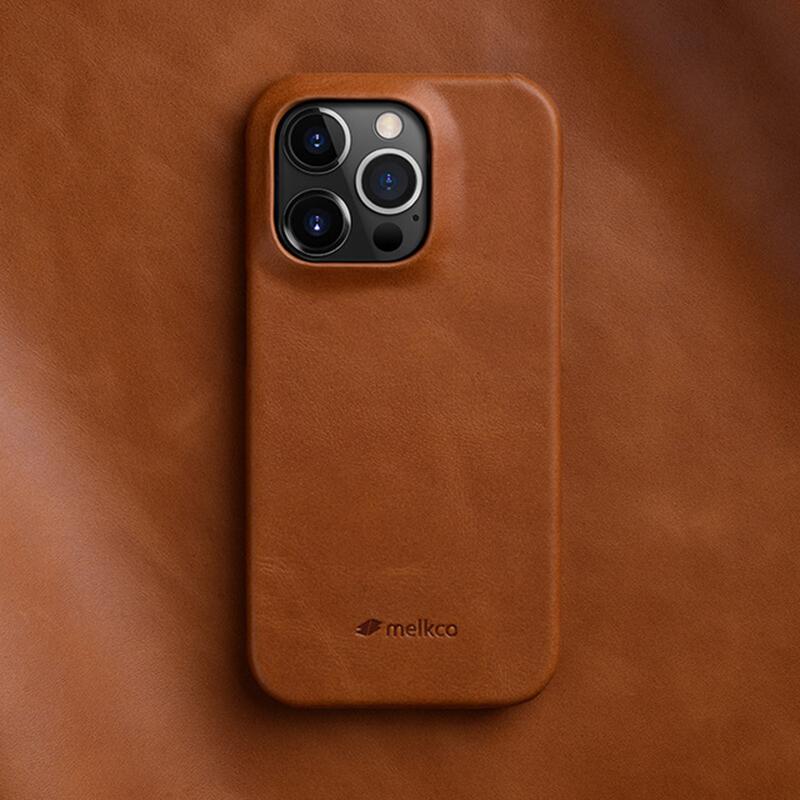 MELKCO For iPhone 15 Pro Case Genuine Cow Leather Coated PC Incomplete Waxy Phone Cover