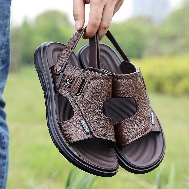 Breathable men's sandals new 2025 summer casual outer wear beach shoes dual-purpose cool slippers 2025