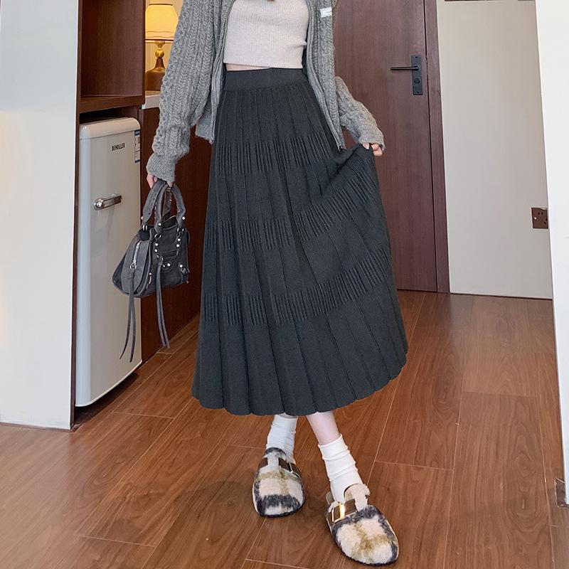 Autumn & Winter High-Waisted Knitted Pleated Long Wool Skirt for Women