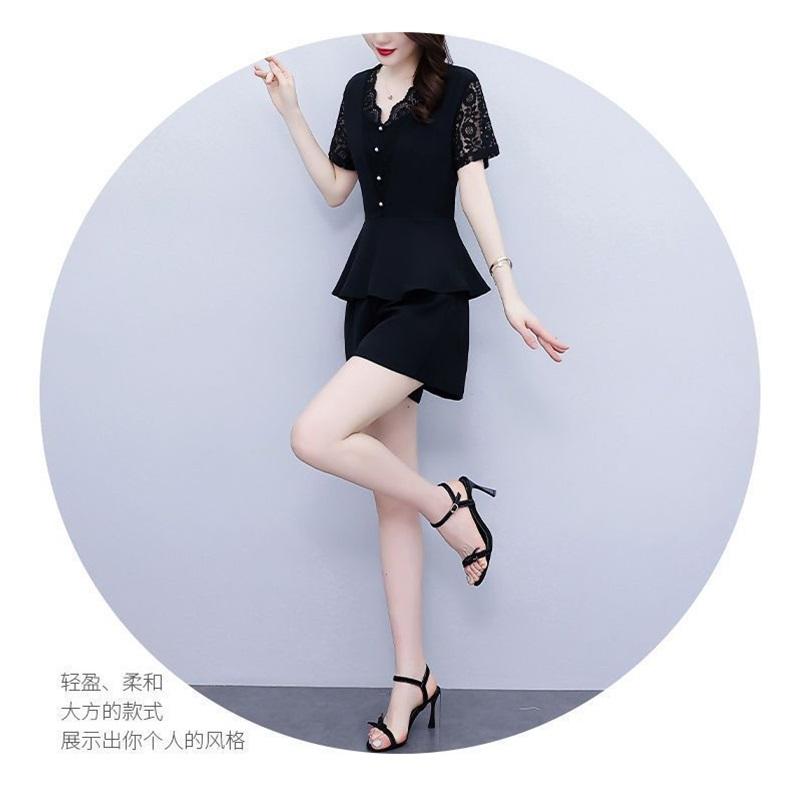 Women's Plus Size 2-piece Lace Trimmed V-neck Top And Shorts Slim Fit Summer Set Pure Black