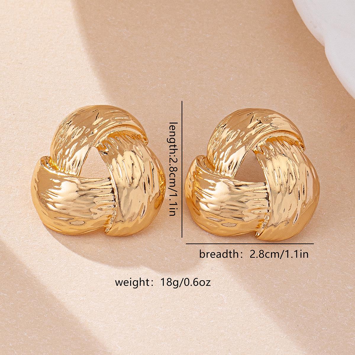 

Elegant Korean Triangle Stud Earrings for Women - Fashionable and Versatile Trendy Accessories