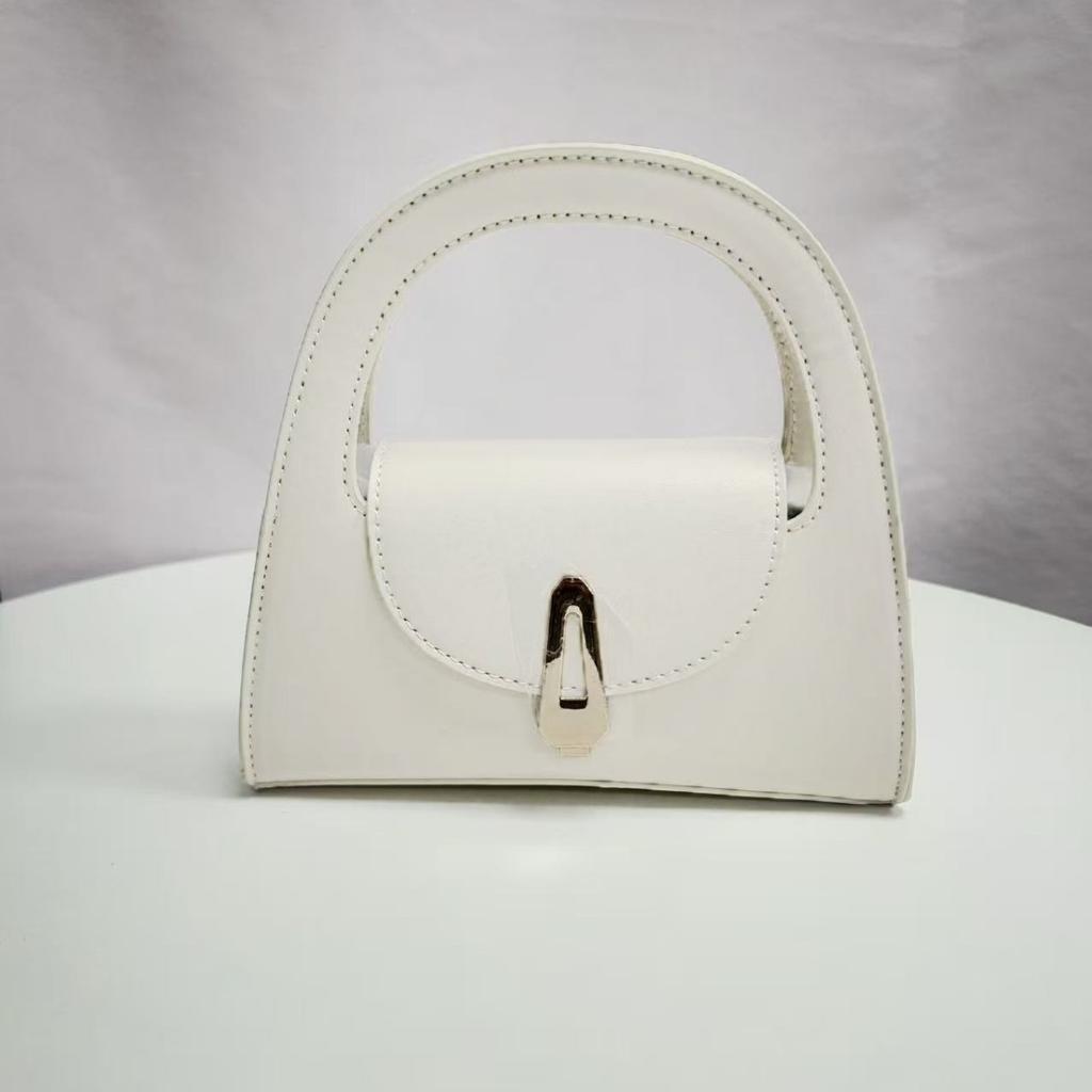 Niche High-End Handbag Black Handbag Femininity Versatile Fashion Shoulder Messenger Bag