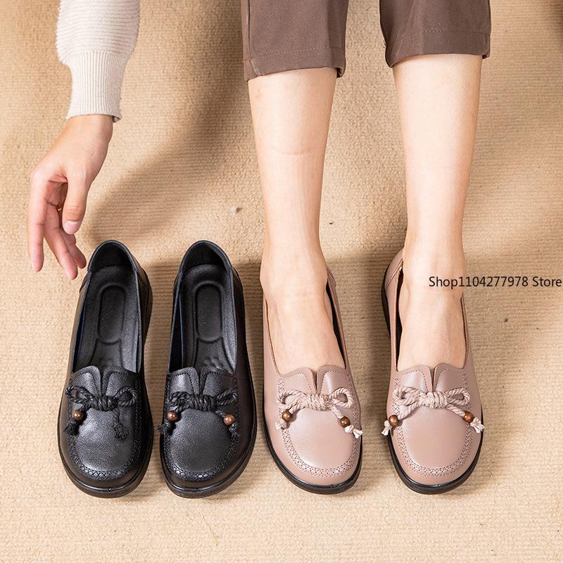 Fashion PU Leather Wedge Fashion Women Flats Black Designer Shoes Breathable Shoes Women Moccasins Casual Shoes Female Plus Size